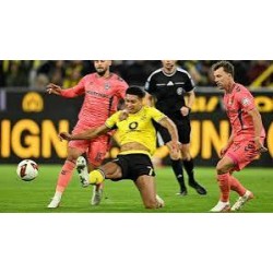 Borussia Dortmund speelde verrassend gelijk (2-2) tegen SV Werder Bremen.